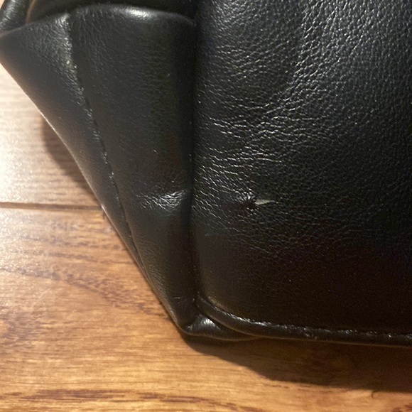 YSL - Lou Lou - Picture 8 of 12